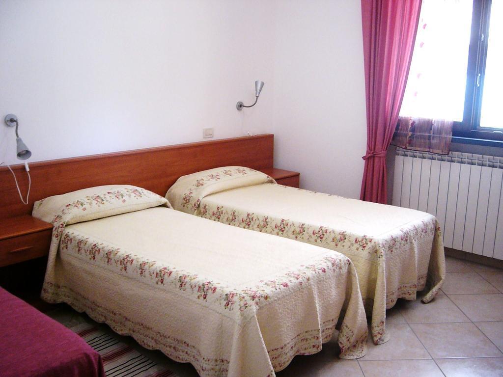 Nonna Alda Bed and Breakfast Viareggio Kamer foto